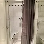 Salden 3* Schin op Geul